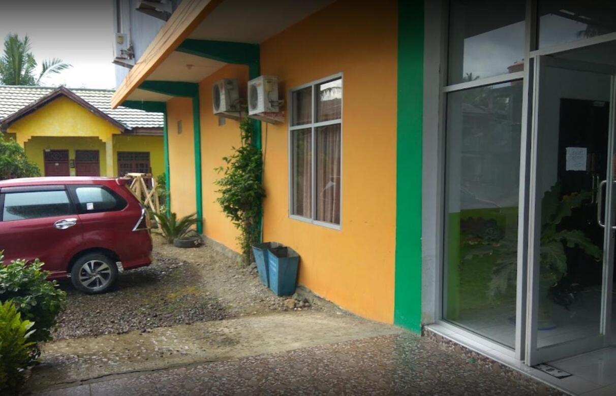 Oyo 93411 Syariah Hotel Tomborang Karema 외부 사진